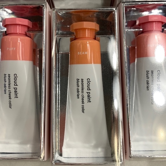 GLOSSIER CLOUD PAINT - pick a shade lovelies - Picture 3 of 8